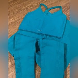 Set Active Sculptflex Ribbed V Bra and Leggings - Teal Size Small